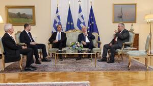 Η δεξίωση στο Προεδρικό Μέγαρο για την 52η επέτειο αποκατάστασης της Δημοκρατίας (φωτογραφίες)