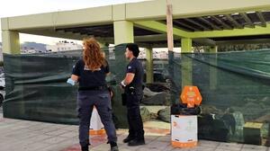 Ιεράπετρα: Σε κιόσκια πέρασαν τη νύχτα οι 43 μετανάστες λόγω έλλειψης χώρου φιλοξενίας
