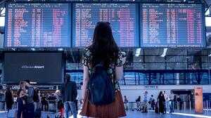 Περισσότερα ταξίδια, περισσότερες δαπάνες για τους Έλληνες το 2025