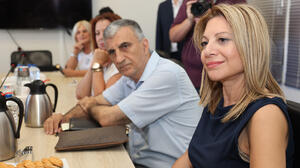 Δεν ήξερε… δεν ρώταγε η κ. Καρυστιανού;