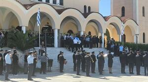 Αγρίνιο: Θρήνος στην κηδεία του 27χρονου πυροσβέστη που έχασε τη ζωή του στο Γύθειο