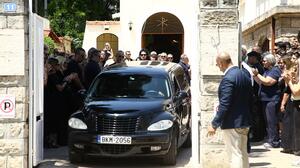 Λορέντζο Καριέρε: Συγκλόνισε ο γιος του στον επικήδειο - «Μπαμπά μου, είχες υποσχεθεί ότι θα κακομάθεις τα εγγόνια σου»