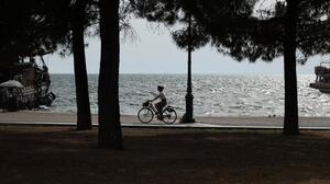 Σκύλος δάγκωσε 59χρονο στη Νέα Παραλία Θεσσαλονίκης