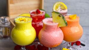 Καλοκαιρινά mocktails που δροσίζουν και στηρίζουν τη γονιμότητα