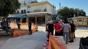 Ο Δήμαρχος Ηρακλείου στα έργα ανάπλασης της πλατείας Ελευθέρνης στα Καμίνια