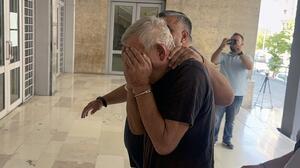 Βίντεο - ντοκουμέντο από τη στιγμή που 59χρονος βάζει φωτιά στη δυτική Θεσσαλονίκη
