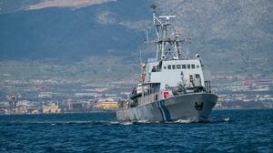 Τρεις συλλήψεις φερόμενων διακινητών μεταναστών σε Κρήτη και Χρυσή