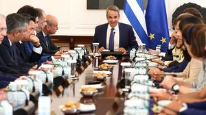 Μητσοτάκης: Επιλογή ευθύνης να μειώσουμε το δημόσιο χρέος – Στη ΔΕΘ ο οδικός χάρτης έως το 2030