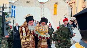 Οι μνήμες ζωντάνεψαν ξανά στη Μεσαρά: Συγκίνηση στην "επιστροφή" της Τίμιας Κάρας του Αγίου Τίτου (ΦΩΤΟ)