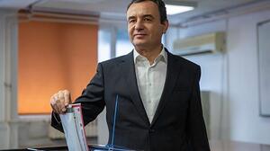Επανεξελέγη πρωθυπουργός από το κοινοβούλιο στο Κόσοβο ο Αλμίν Κούρτι