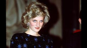 Princess Diana: Το χτένισμα που προκάλεσε την αντίδραση της Queen Elizabeth