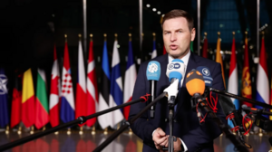 Εσθονία: Αιφνιδιαστική παραίτηση του υπουργού Άμυνας μετά το σκάνδαλο προμηθειών σε πυρομαχικά για την Ουκρανία