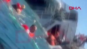 Κερύνεια: Νέο συγκλονιστικό βίντεο από τη βύθιση του καταμαράν – Επιβάτες με σωσίβια «παλεύουν» με τα κύματα