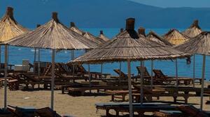 Βουλιαγμένη: Συνελήφθη και η 21χρονη για τον θάνατο του 82χρονου μετά το επεισόδιο στην παραλία