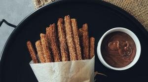 Churros με σος σοκολάτας