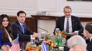 Όσα έγιναν στη συνάντηση Μητσοτάκη-Ρούμπιο και το άκρως ελληνικό δείπνο