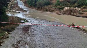 Κακοκαιρία - Χερσόνησος: Καλύφθηκε από νερό η ιρλανδική διάβαση προς Κάτω Αμπέλια και Ξεβίγλη
