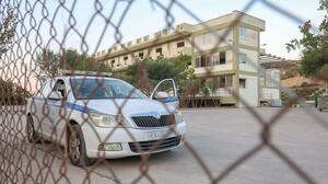 Μεταναστευτικό: Στήνουν σκηνές στους Αθανάτους για να προλάβουν τα χρονοδιαγράμματα