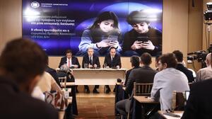  Πώς θα λειτουργεί ο κόφτης για τα παιδιά σε Facebook, Instagram και TikTok - Τι ισχύει για όσους έχουν ήδη λογαριασμό 