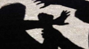 Ξυλοδαρμός 16χρονης στον Άγιο Παντελεήμονα: Δίωξη για επικίνδυνη σωματική βλάβη στις 4 ανήλικες