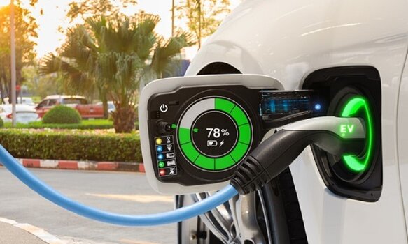 Κινούμαι Ηλεκτρικά: Αύξηση προϋπολογισμού κατά 6 εκατ. ευρώ και παράταση στο πρόγραμμα