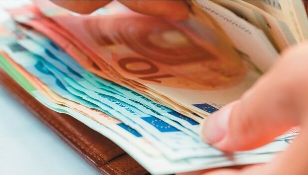Επίδομα συνταξιούχων: Ποιοι θα πάρουν 150 ευρώ και ποιοι 400 ευρώ παραπάνω από πέρυσι