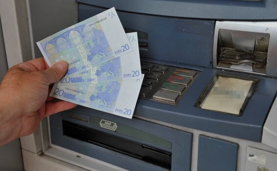 Συντάξεις Ιουνίου: Πότε θα μπουν τα χρήματα στους λογαριασμούς των δικαιούχων