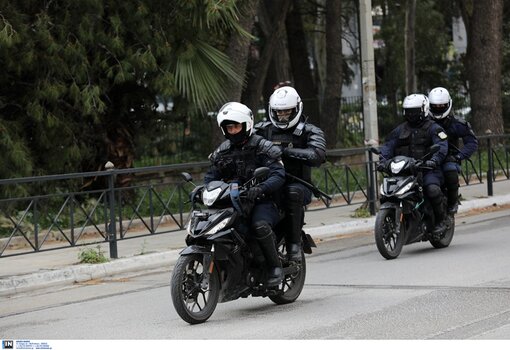 Ομάδα ανηλίκων επιτέθηκε σε εφήβους στην Καλλιθέα - Στο νοσοκομείο ένας 17χρονος και ένας 18χρονος