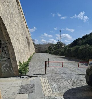 “Να μην παρκάρουμε στα τείχη, υπάρχει όμως εναλλακτική;"