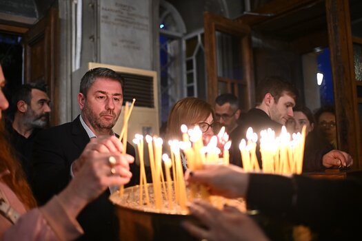 Ανδρουλάκης: Στην περιφορά του Επιταφίου στην Πλάκα ο πρόεδρος του ΠΑΣΟΚ