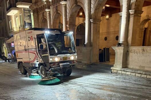 Όμηροι και απλήρωτοι οι νέοι συμβασιούχοι καθαριότητας του Δήμου Ηρακλείου 