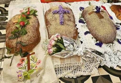 Αναβίωσε το έθιμο με τις λαζαροκουλούρες στα Ανώγεια