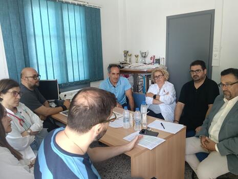Ηράκλειο: Κλιμάκιο του ΚΚΕ στο Βενιζέλειο Νοσοκομείο