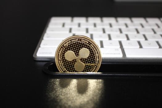 Τέλος στη φορολογική «γκρίζα ζώνη» των crypto – Έρχεται φόρος 15% με αφορολόγητο 500 ευρώ