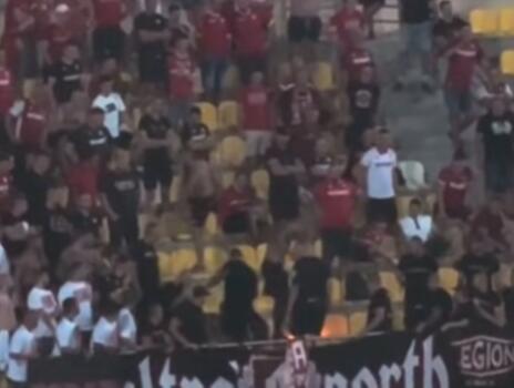 Η φωτιά και η "εμφύλια" σύρραξη στην κερκίδα των φιλοξενούμενων στο Παγκρήτιο Στάδιο (βίντεο)