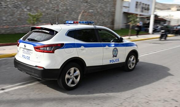 Συνελήφθησαν ανήλικοι που έκλεψαν περίπτερο στην Βόρεια Εύβοια