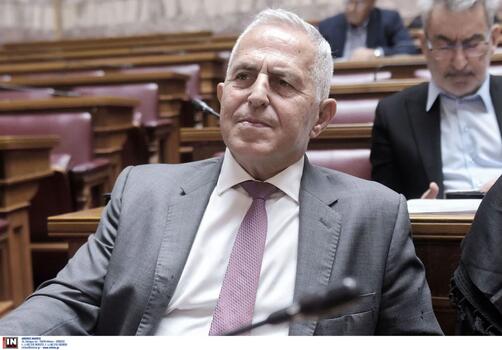 Στο ΠΑΣΟΚ ο Ευάγγελος Αποστολάκης - Αύριο η επισημοποίηση, ανοιχτό το «πού» θα είναι υποψήφιος