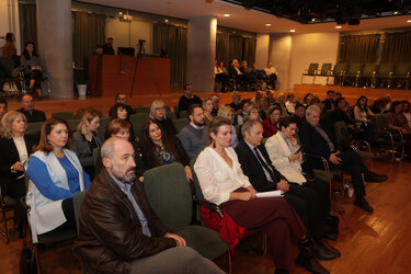 ομιλία- κοσμος 