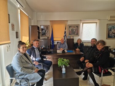 Δημοτικό Σχολείο Θραψανού, συνάντηση