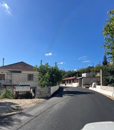 Κολυμπάρι ασφαλτόστρωση