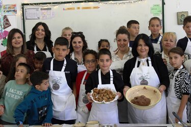 Μουστοκούλουρα μαθητές