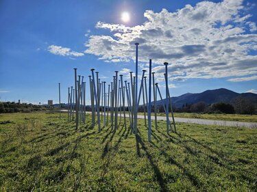 καρφια τέμπη