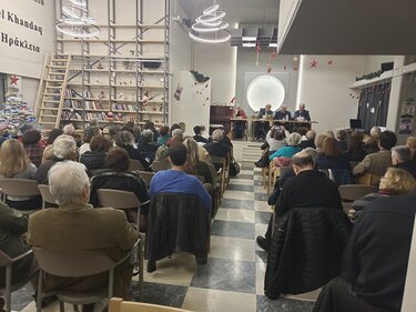 Παρουσίαση Βιβλίου, Γιώργος Παυλάκης