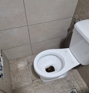 Τουαλέτες, Πρώην ΚΤΕΛ