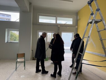 Σχολεία, Αλέξης Καλοκαιρινός