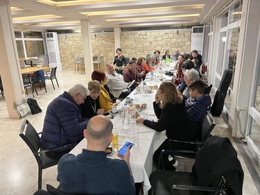 Κοπή πίτας, Κοινωνικό φροντιστήριο