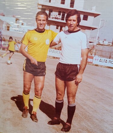 Δομάζος Βλάχος