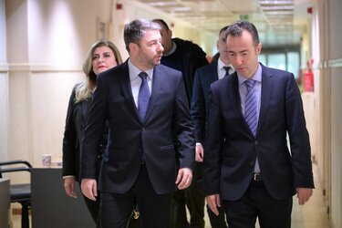 Νίκος Ανδρουλάκης, Δικαστές