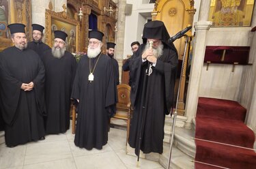 Άγιος Τίτος, Εσπερινός