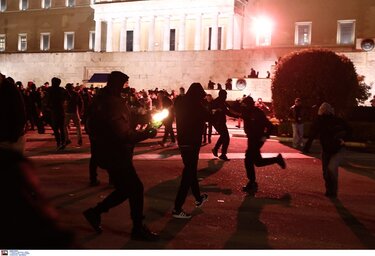 επεισόδια-συνταγμα